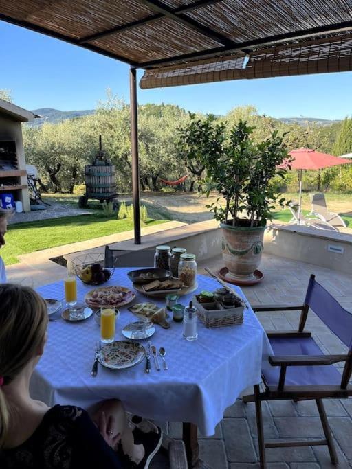 Casa Loumavi Bed & Breakfast Selvatelle Bagian luar foto